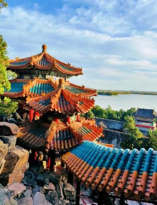 以历史典故而命名的景点?由历史典故的地名?