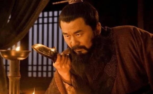 蓝田生玉的主人公是谁?蓝田生玉告诉我们什么道理?