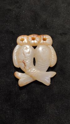 双鱼玉佩五张照片,双鱼玉佩五张黑白照片?