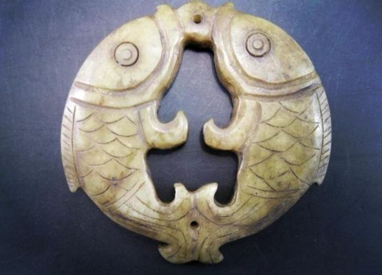 双鱼玉佩恐怖的5张照片?双鱼玉佩恐怖的5张照片图片?